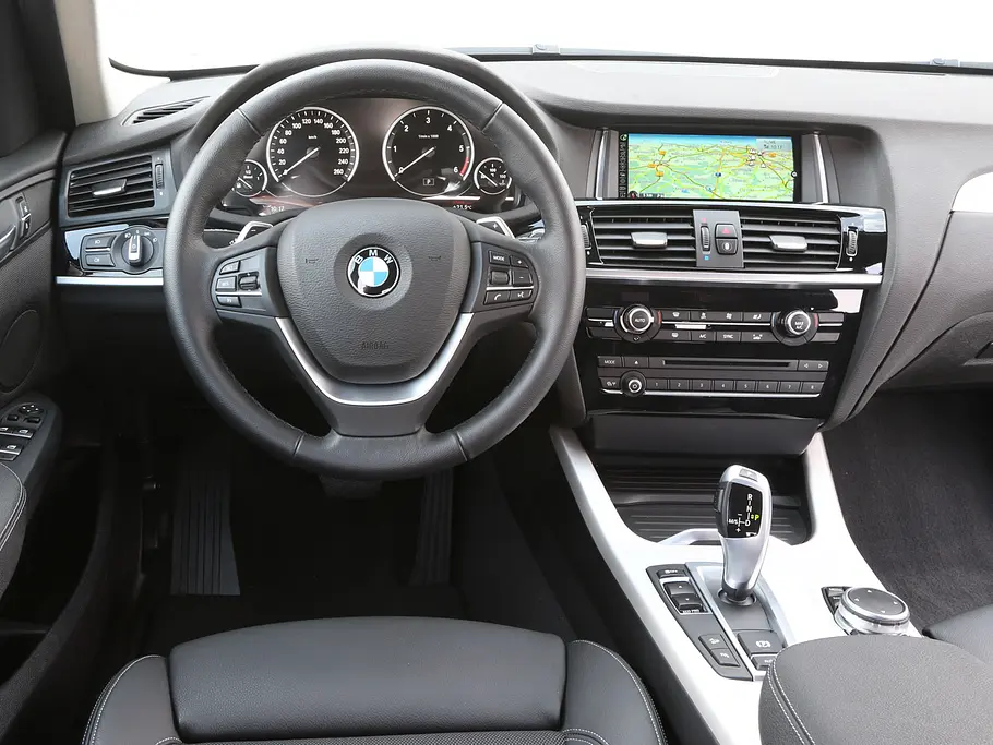 BMW X3 xDrive20d BMW X3 xDrive20d SUV Vergleichstest