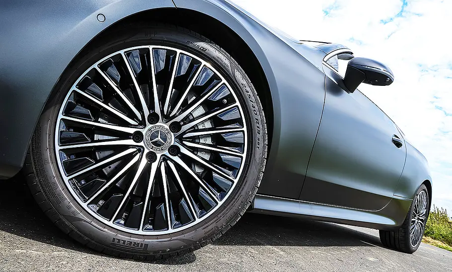 Mercedes CLE Cabriolet; Außenansicht; stehend; Cabrio; Detailansicht; Rad; Felge