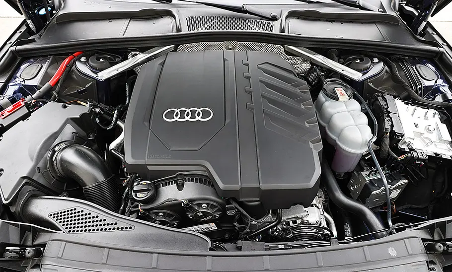 Audi A4 45 TFSI quattro