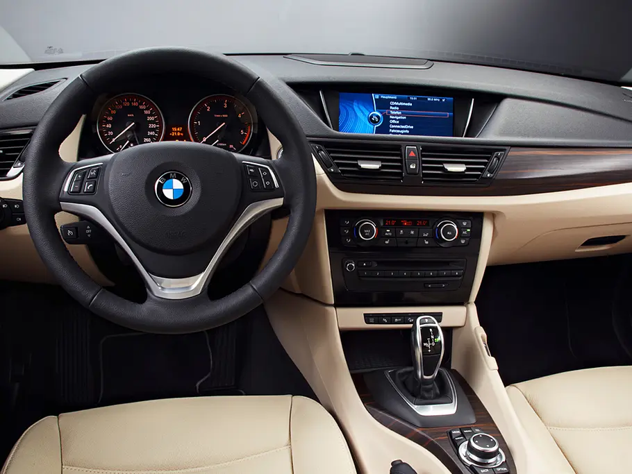 Neue Modelle BMW Mercedes 2012 - BMW X1
