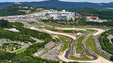 Rennstrecke 24h-Rennen am Nürburgring - Foto: Robert Kah – Nürburgring