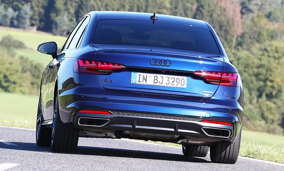 Audi A4 45 TFSI quattro
