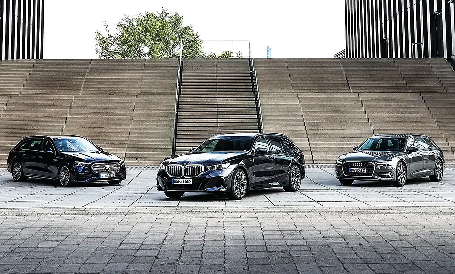 Mercedes E-Klasse T-Modell/BMW 5er Touring/Audi A6 Avant; stehende Autos; Gruppenbild; Kombis; Außenansicht; Frontansicht