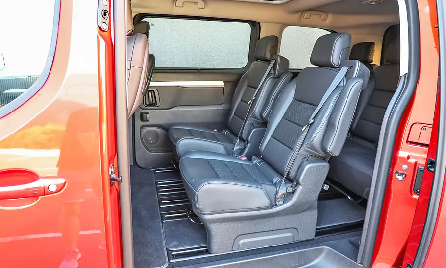 Peugeot Traveller