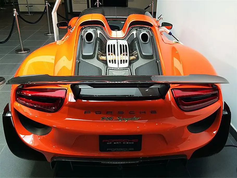 porsche 918 spyder weissach paket orange