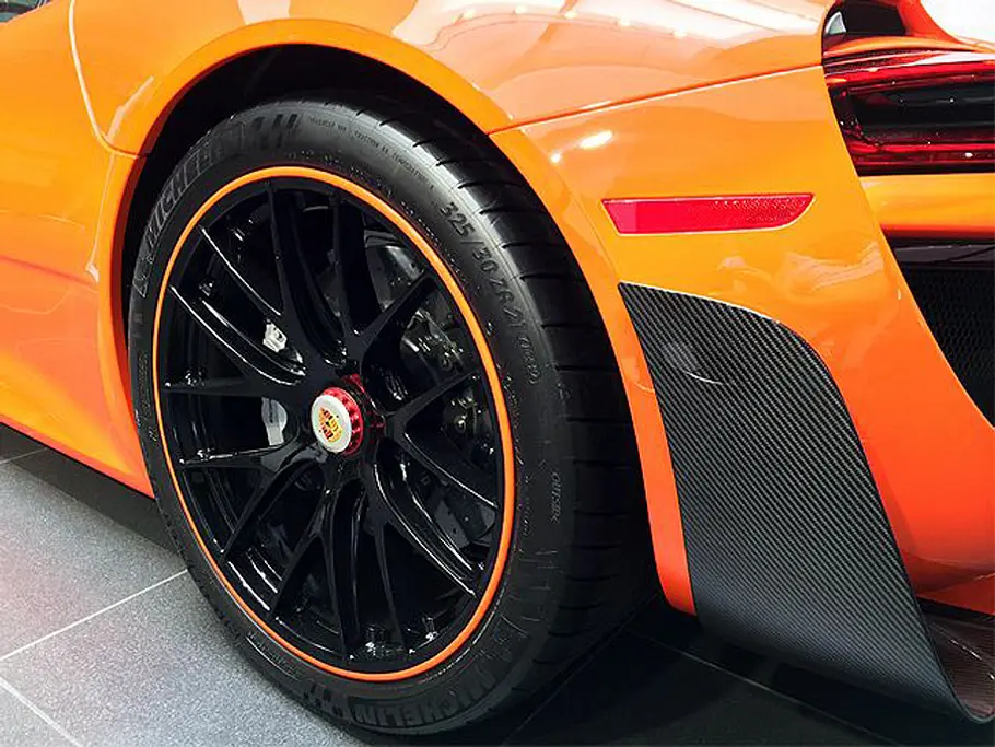 porsche 918 spyder weissach paket orange