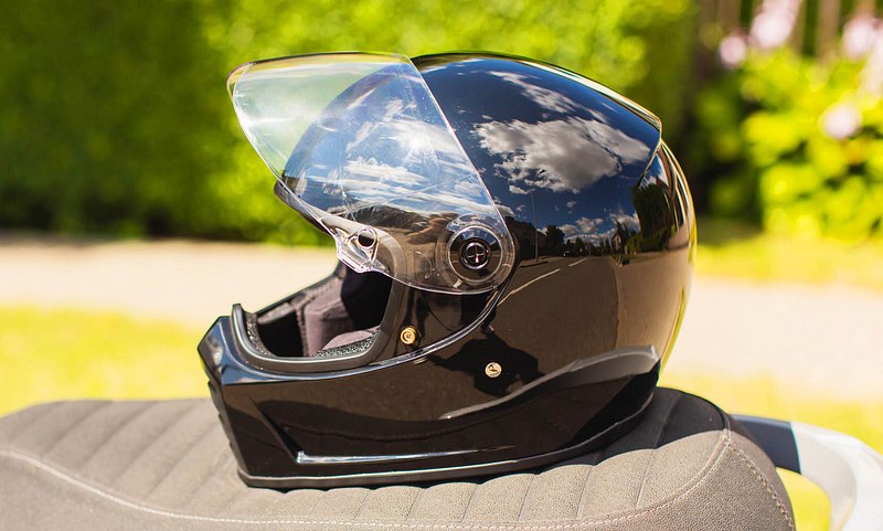 Motorradhelm günstig kaufen? Diese Modelle empfehlen wir!