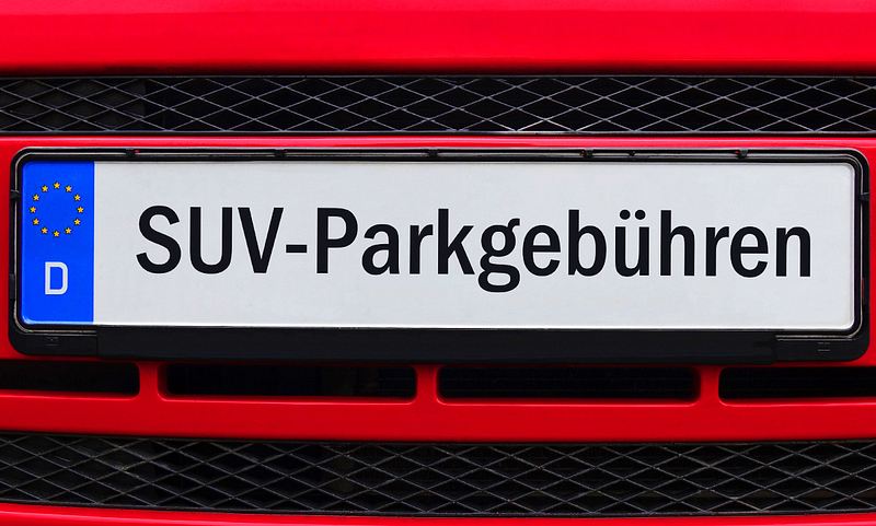 Teure Parkausweise für große Autos in Koblenz