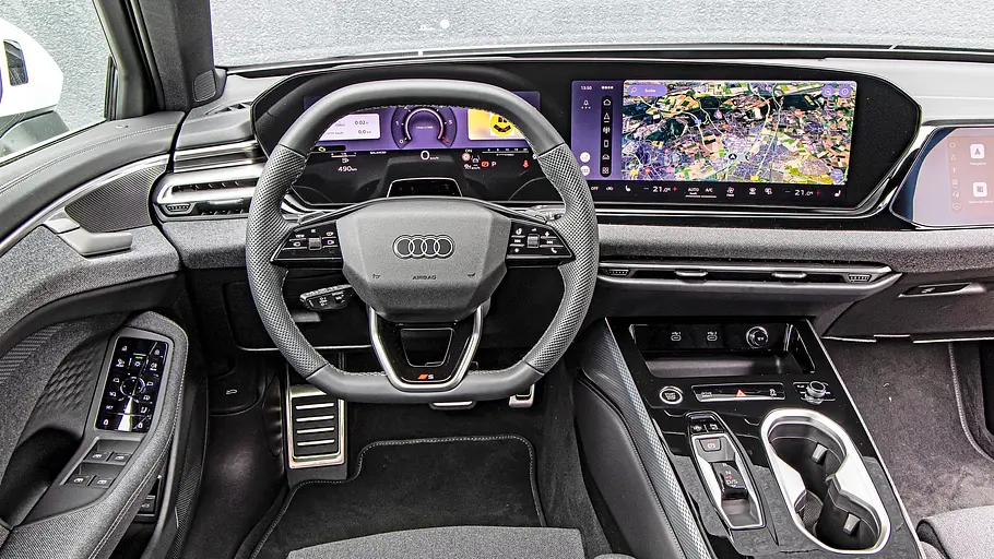 Audi A6 Avant Das Cockpit des Audi A6 Avant.