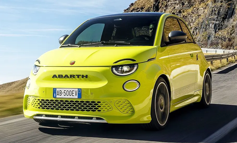 Abarth 500e (2023)