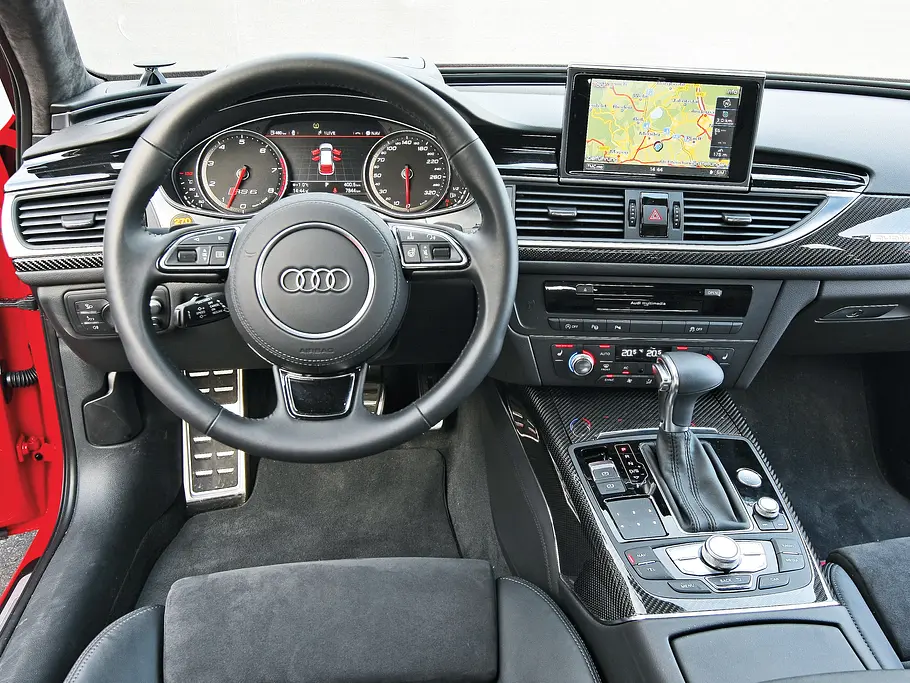 Abt Audi RS 6 Avant Test Bilder technische Daten Cockpit