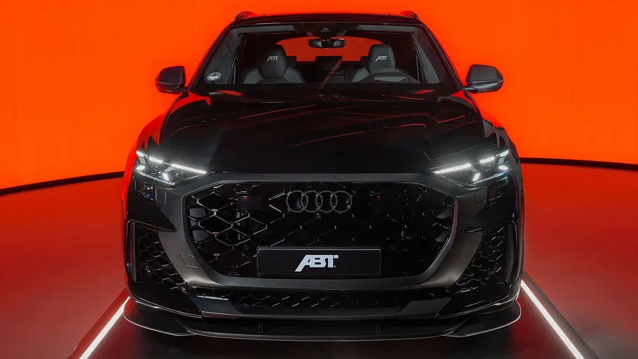 Abt RSQ8-S Der Abt RSQ8-S stehend von vorne.