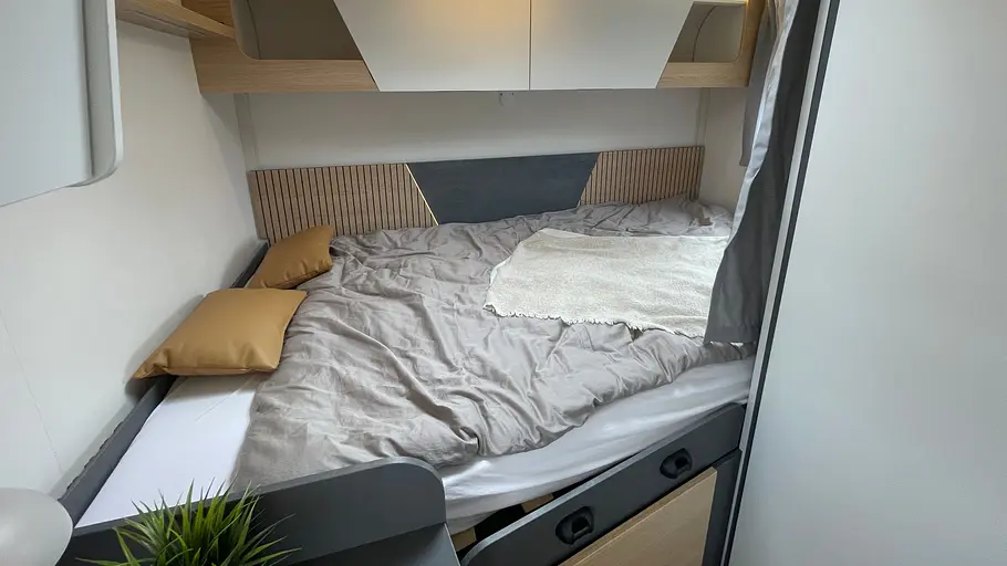 Das Heckbett im Ahorn Camp A 595.