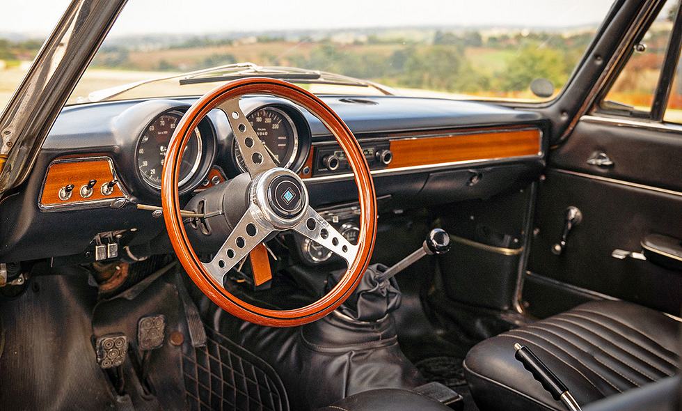 https://images.autozeitung.de/alfa-giulia-mesoneros-09jpg,id=eb15eb31,b=autozeitung,w=980,rm=sk.jpeg