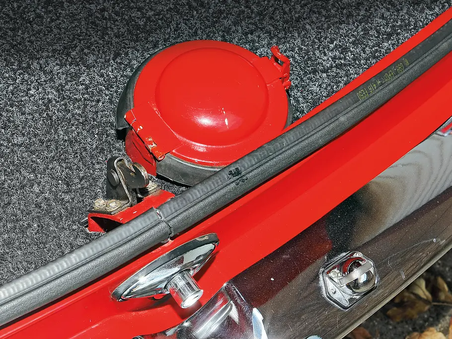 Alfa Giulietta Sprint Vergleich Bilder technische Daten Tankstutzen