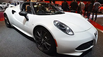 Alfa Romeo 4C Spider (2015) - Foto: AUTO ZEITUNG