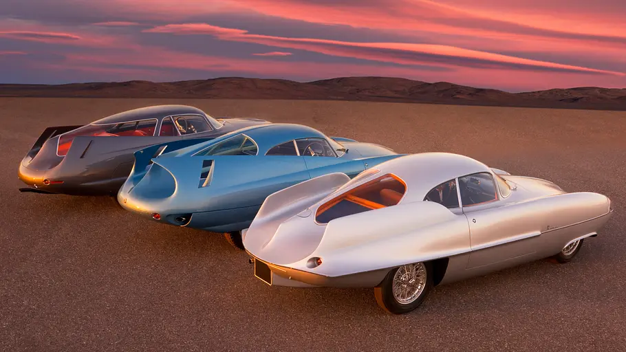 Alfa Romeo B.A.T. 5, 7 und 9D Alfa Romeo B.A.T. 5, 7 und 9D stehend von hinten