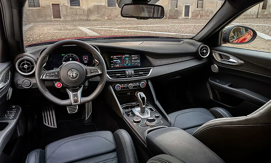 Alfa Romeo Giulia Quadrifoglio Facelift (2023) Alfa Romeo Giulia Quadrifoglio Facelift (2023)