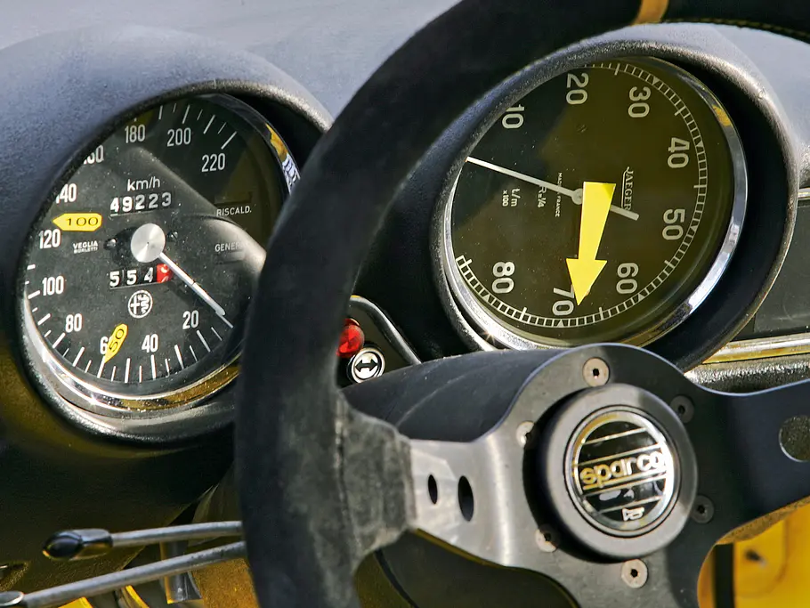 Alfa Romeo Giulia Sprint GTA GTAM Classic Cars Bilder technische Daten Tacho
