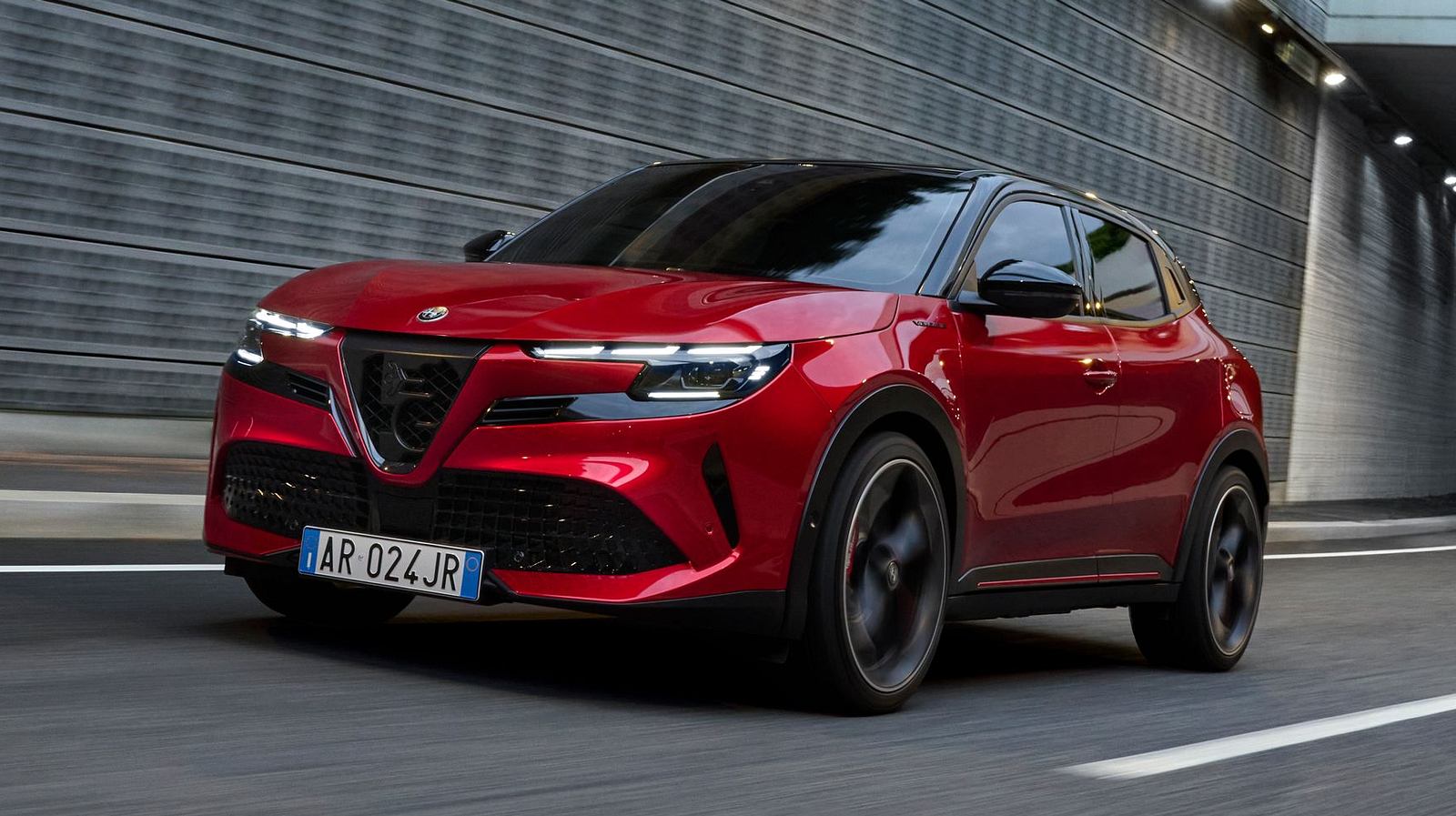 Alfa Romeo Junior Elettrica: Leasing from €156 per month