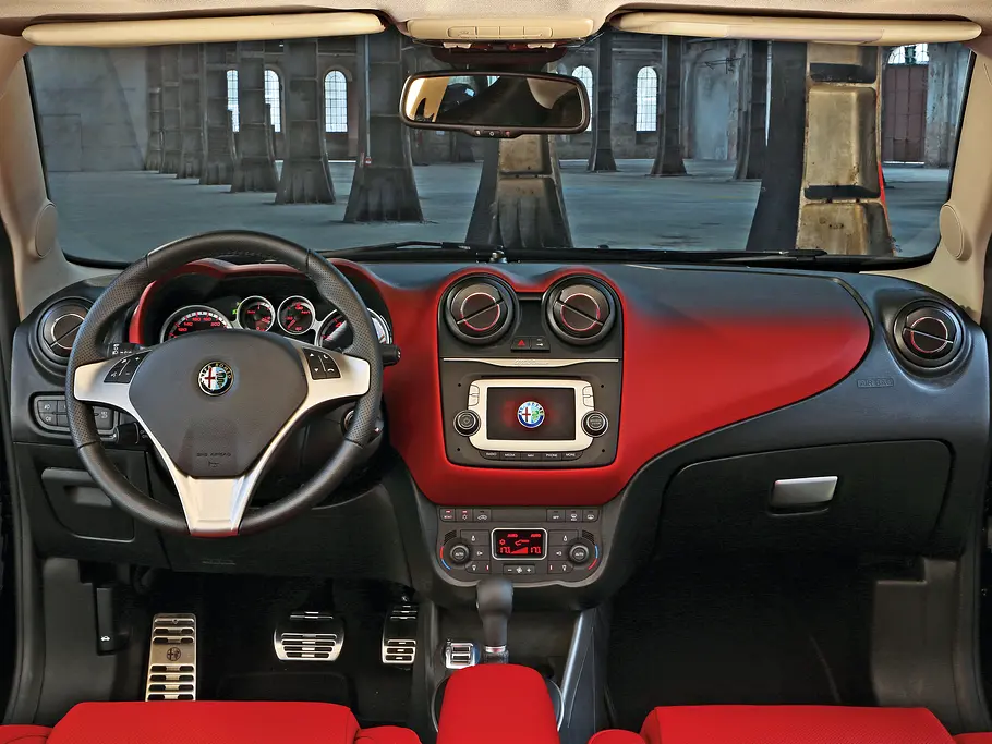 Farhbericht: Alfa Romeo MiTo 0.9 TwinAir Alfa Romeo MiTo 0.9 TwinAir Fahrbericht Bilder technische Daten Infotainment-System
