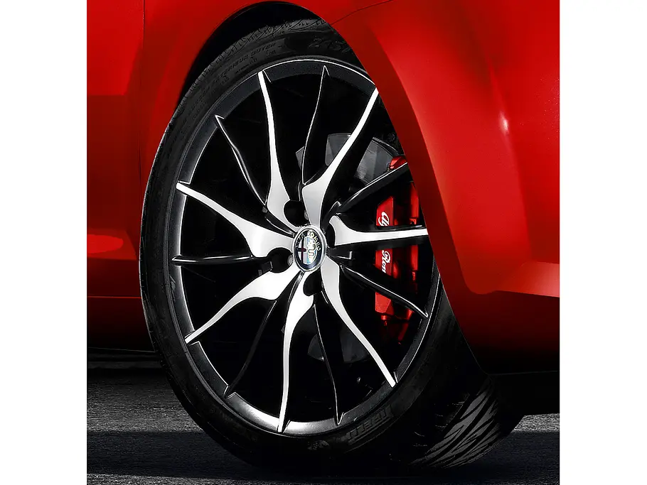 Alfa Romeo MiTo Quadrifoglio Verde 101 Alfa Romeo MiTo Quadrifoglio Verde 101 Sondermodell Felge