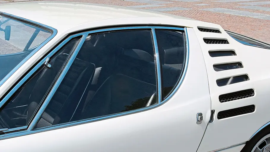 Traumwagen: Alfa Romeo Montreal Die Tür des Alfa Romeo Montreal.