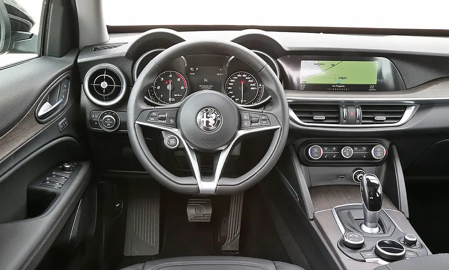 Alfa Romeo Stelvio Alfa Romeo Stelvio