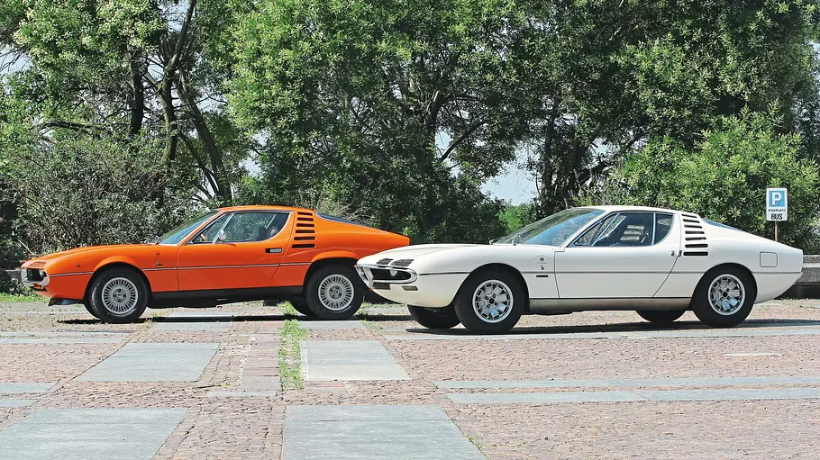 Traumwagen: Alfa Romeo Montreal Alfa Romeo Montreal statisch von der Seite fotografiert.