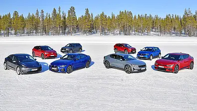 E-Autos & Hybride mit Allrad auf Schnee: Test - Foto: Zbigniew Mazar