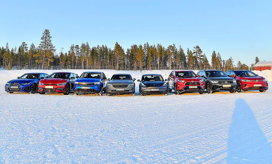 E-Autos & Hybride mit Allrad auf Schnee: Test