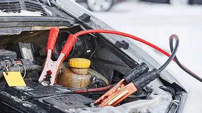 Angebote auf Kfz-Batterieladegeräte - Foto: Imago
