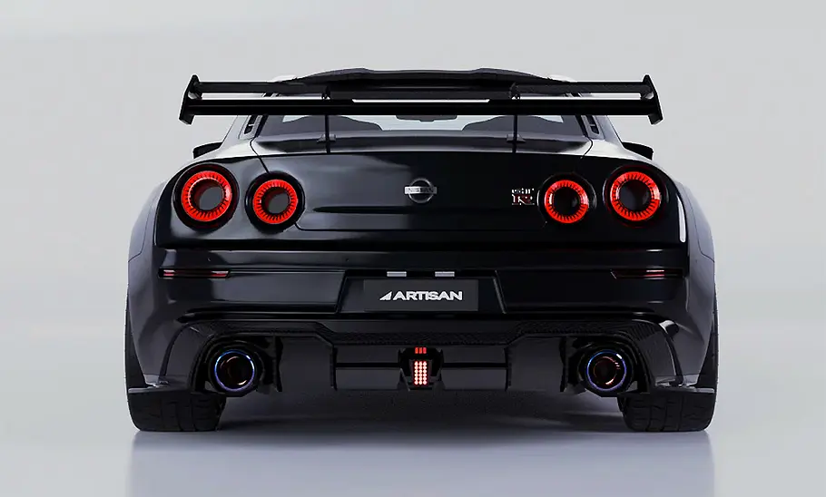 Der Artisan GT-R stehend von hinten.