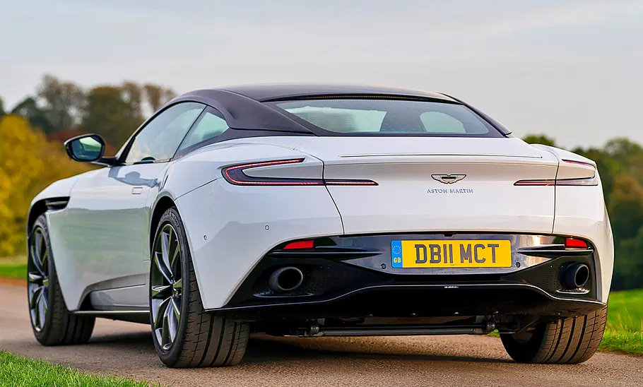 Aston Martin DB11 (2016)