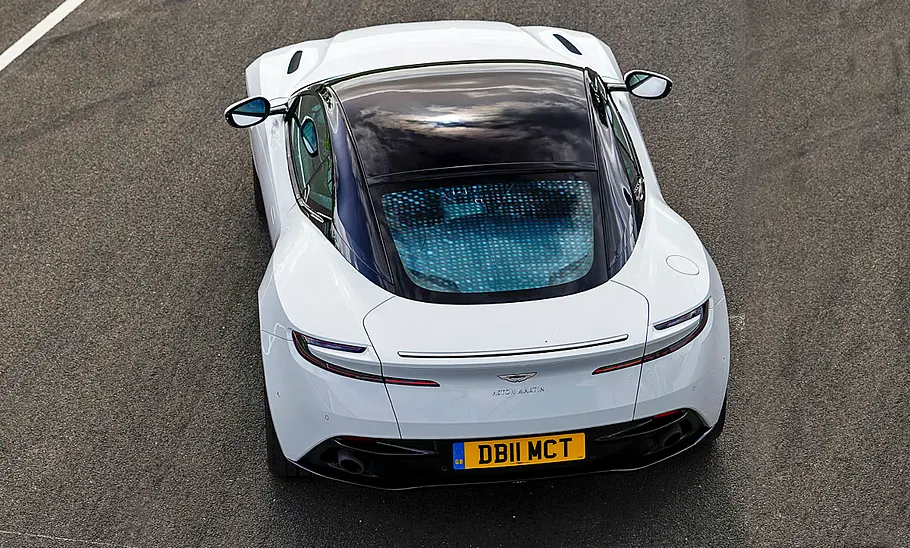Aston Martin DB11 (2016)