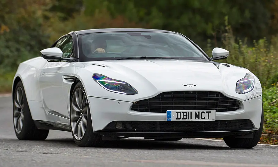 Aston Martin DB11 (2016)