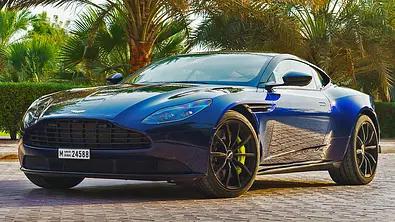 Aston Martin DB11 V12 (2021) - Foto: Aston Martin
