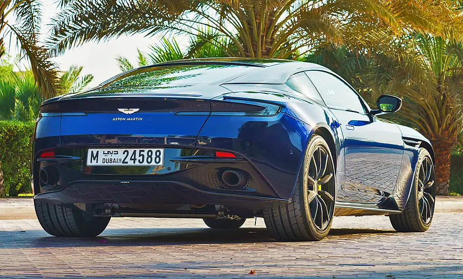 Aston Martin DB11 V12 (2021)