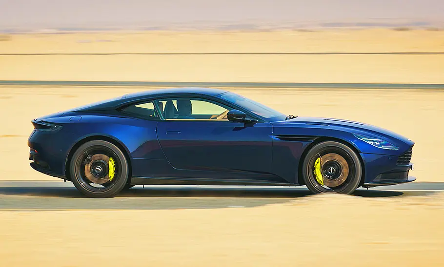 Aston Martin DB11 V12 (2021)