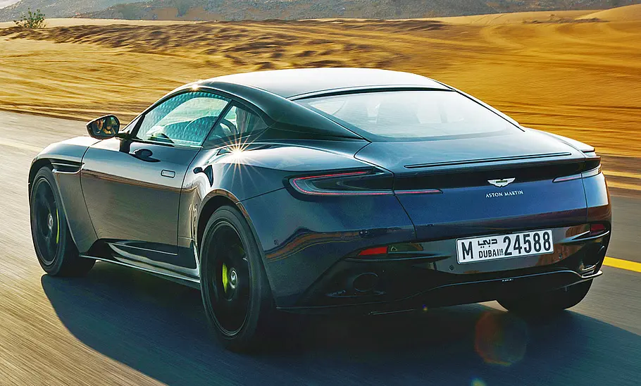 Aston Martin DB11 V12 (2021)