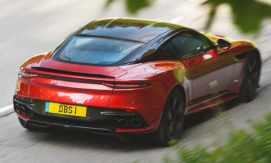 Aston Martin DBS Superleggera (2018) Aston Martin DBS Superleggera (2018)