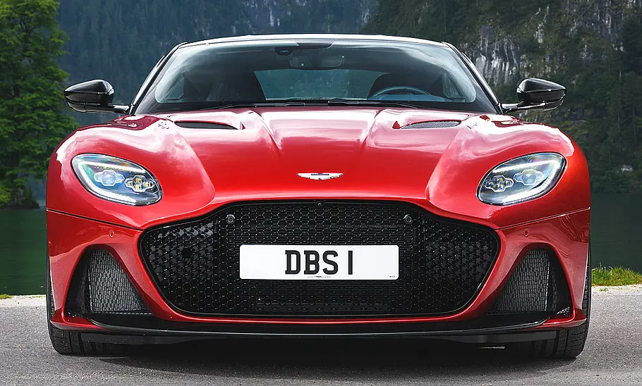 Aston Martin DBS Superleggera (2018) Aston Martin DBS Superleggera (2018)