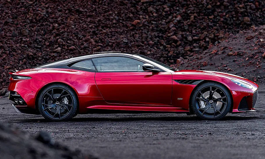 Aston Martin DBS Superleggera (2018) Aston Martin DBS Superleggera (2018)