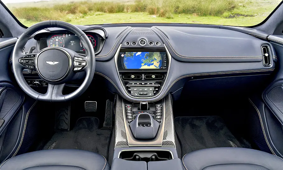 Aston Martin DBX