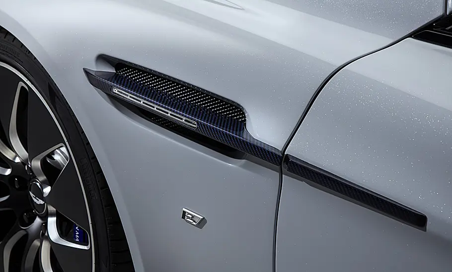 Aston Martin Rapide E (2019)