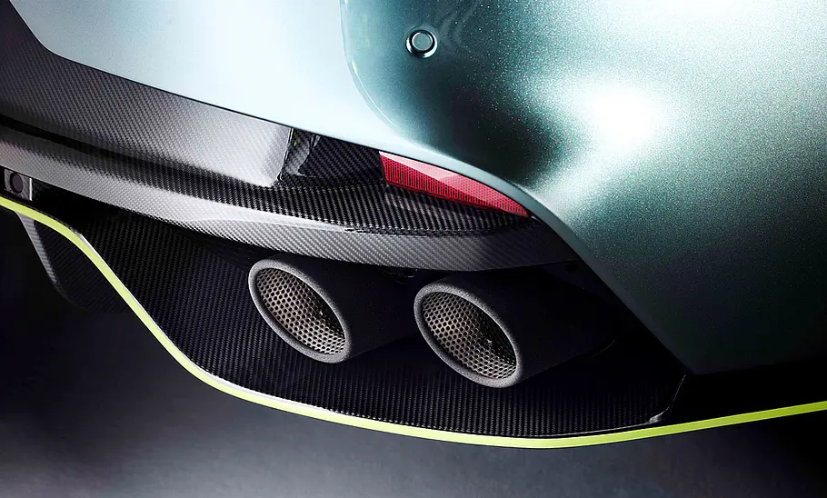 Aston Martin Rapide AMR (2018)