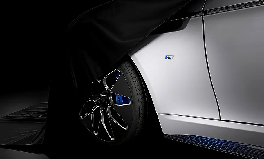 Aston Martin Rapide E (2019)