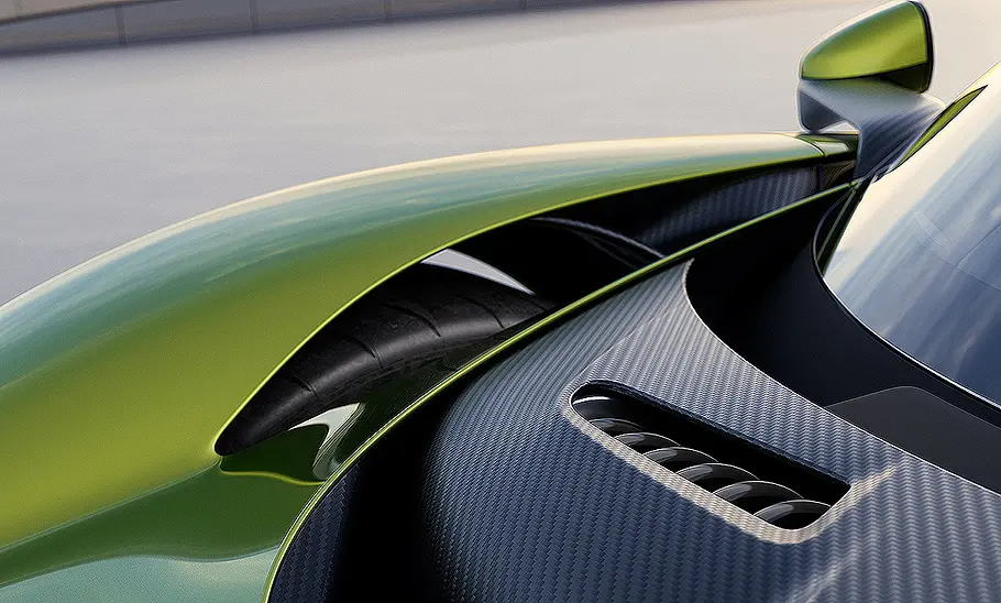 Detailansicht auf die teils offenen Radläufe vom Aston Martin Valhalla (2025).