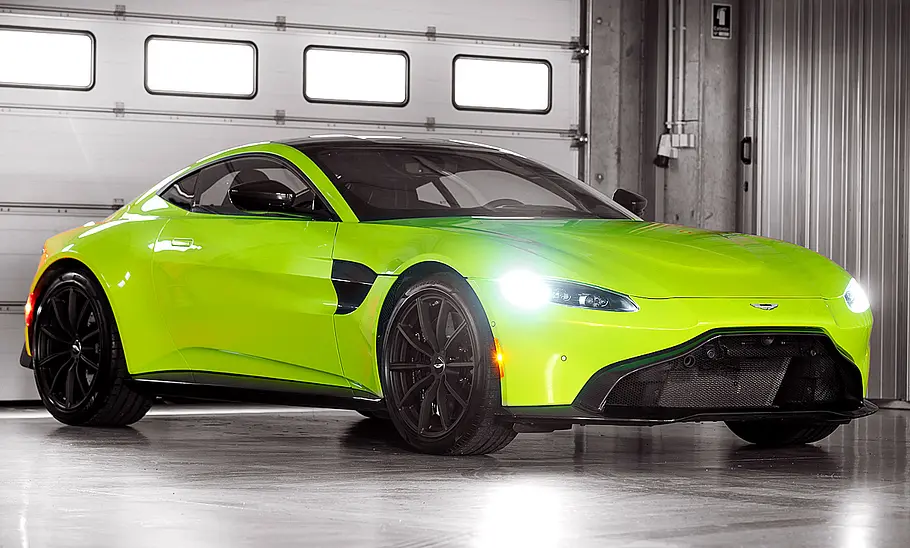 Aston Martin Vantage (2017)