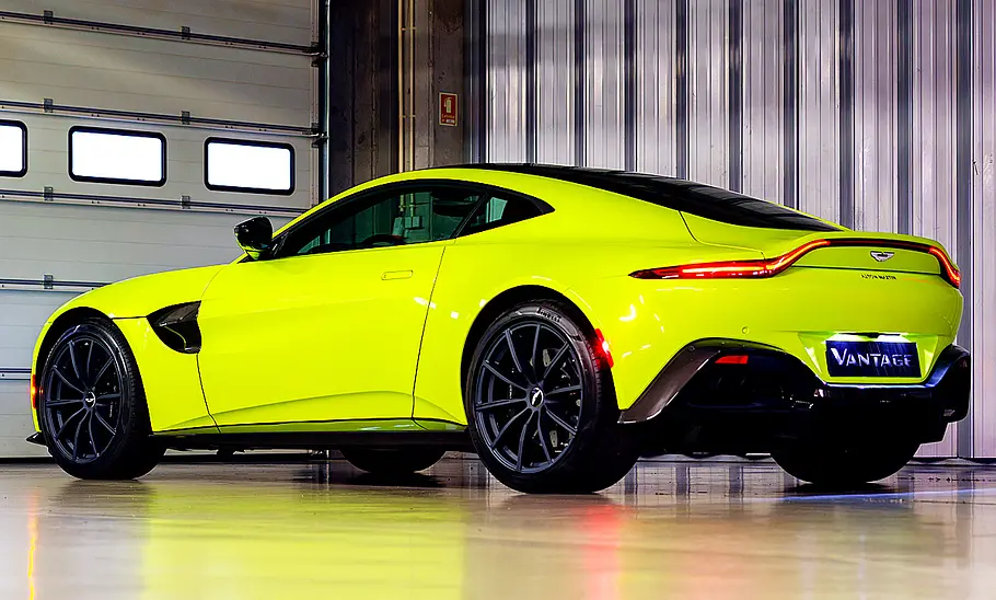 Aston Martin Vantage (2017)
